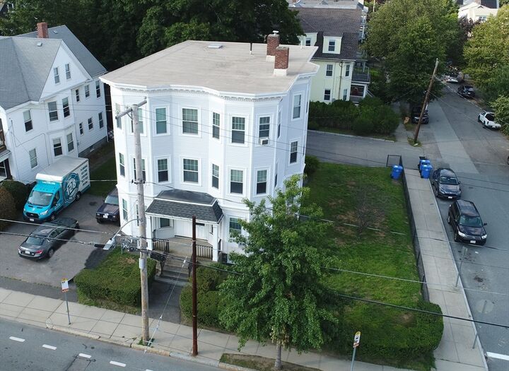 175 Belmont St  Belmont MA 02478 photo