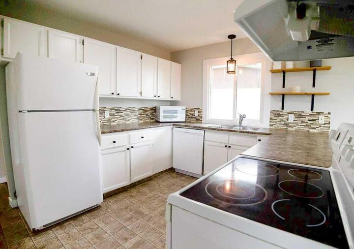 Property Photo: 12 Eagle Road AB T4L 1R3