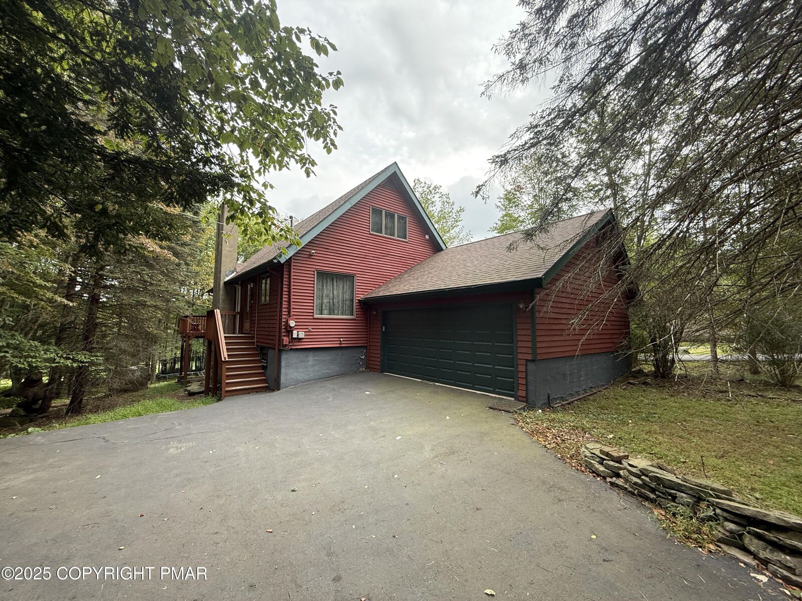 Property Photo:  63 S. Fairway Drive  PA 18436 
