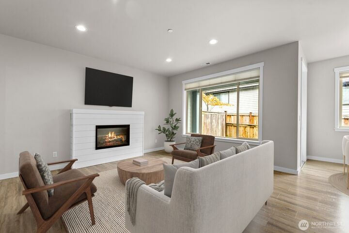 Property Photo: 10446 10th Street Court E WA 98372