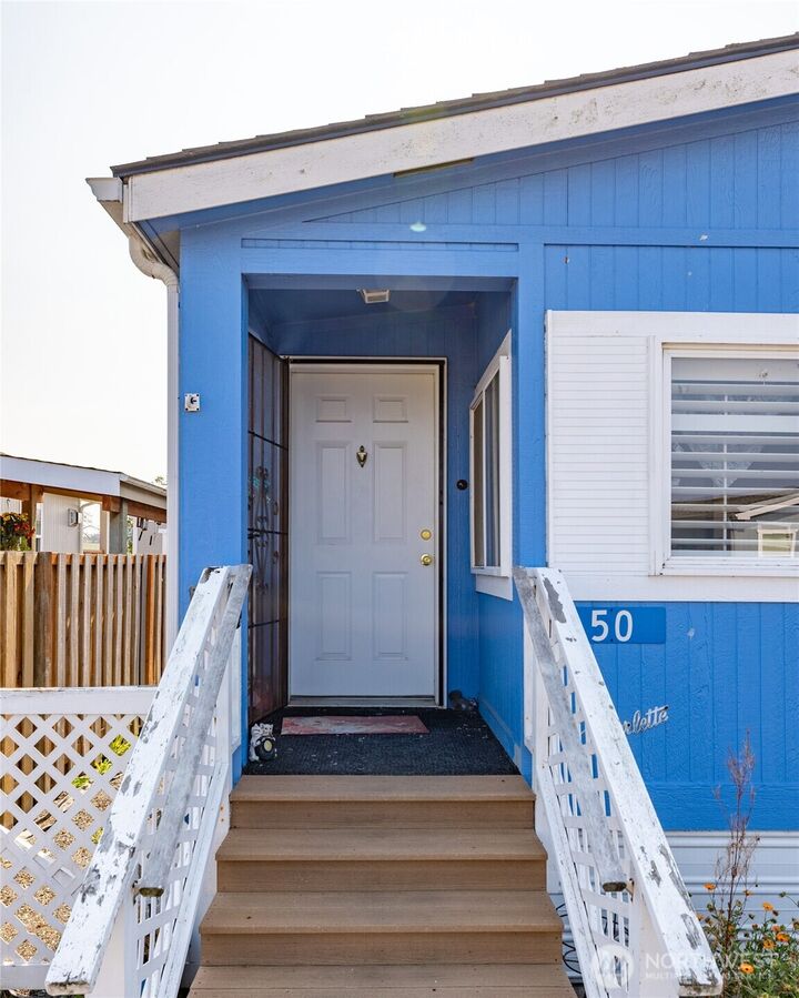 Property Photo: 701 S Main Street 50 WA 98239