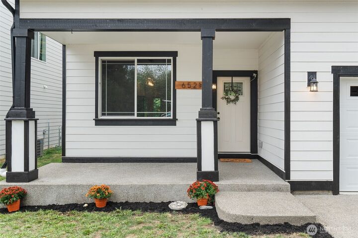 Property Photo:  6521  Huron Lane SE  WA 98501 