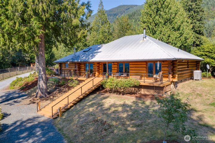 Property Photo:  550  Manley Road  WA 98229 