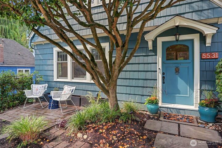 Property Photo: 5531 28th Avenue NE WA 98105