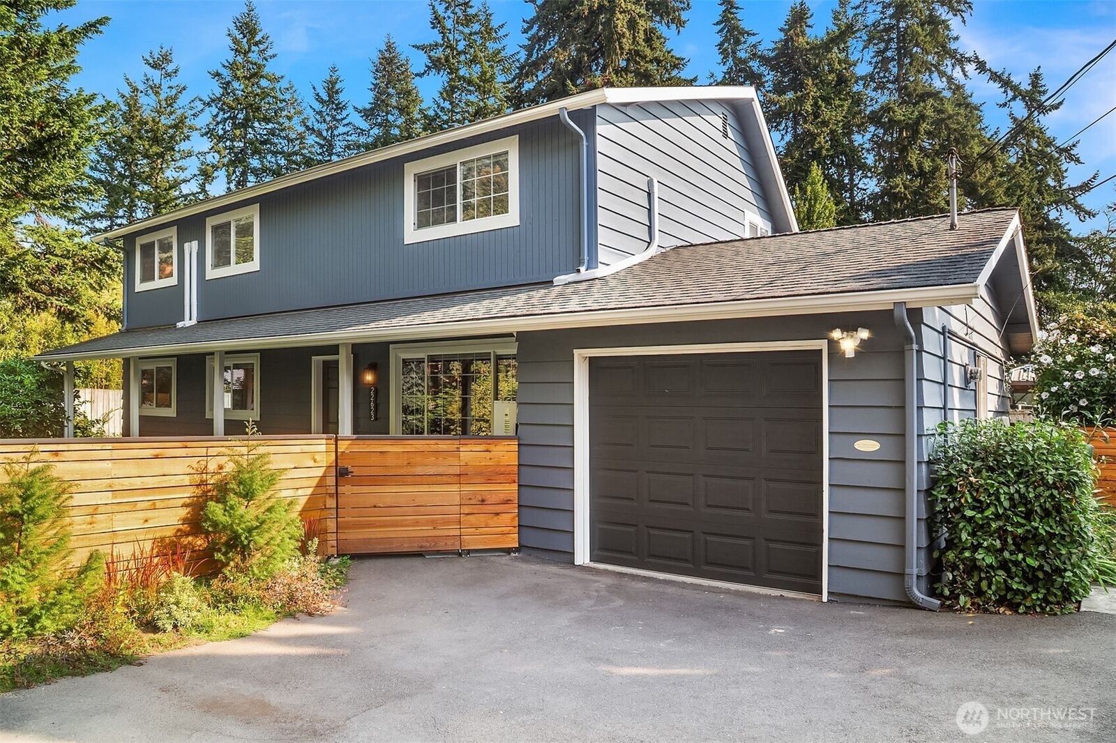 Property Photo: 22623 96th Avenue W WA 98020