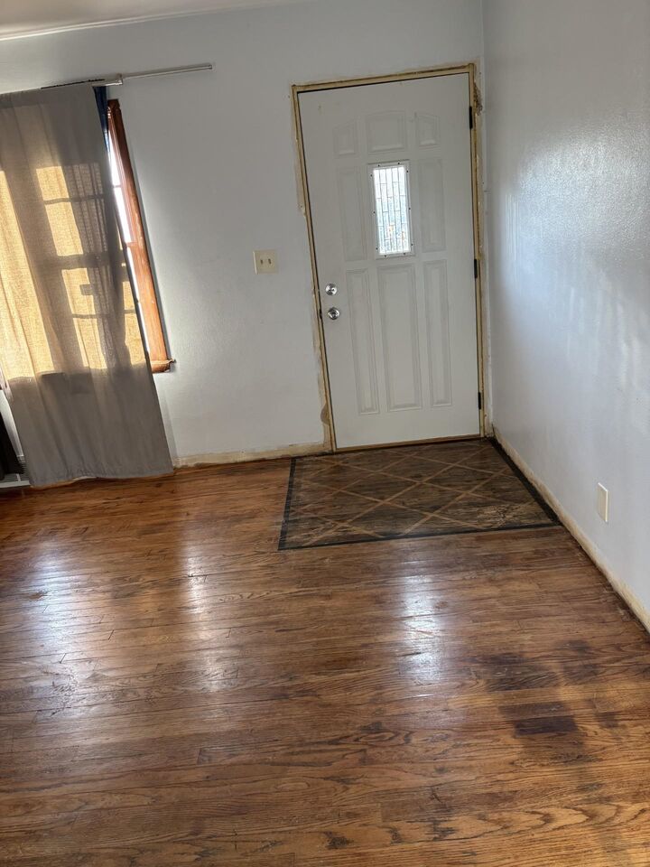 Property Photo: 1015 N Central Avenue IL 61101