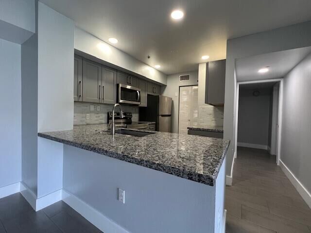 Property Photo: 7904 Sonoma Springs Circle 208 FL 33463