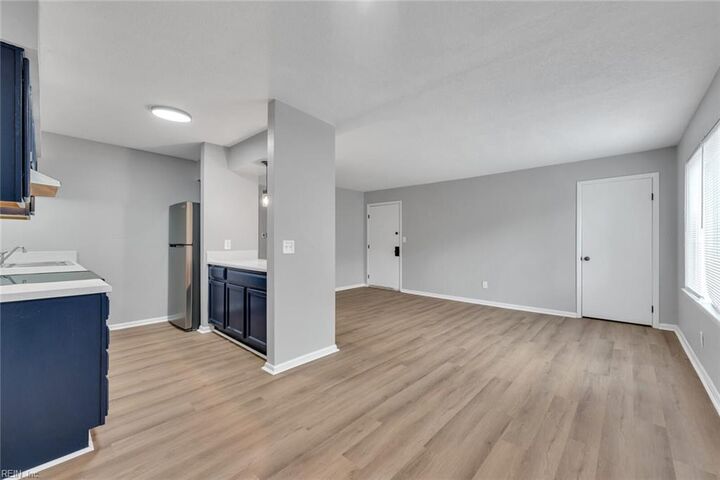 Property Photo:  1535 Johnstons Rd 602  VA 23518 