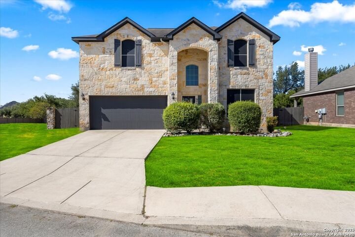 Property Photo: 3722 Sweet Olive TX 78261