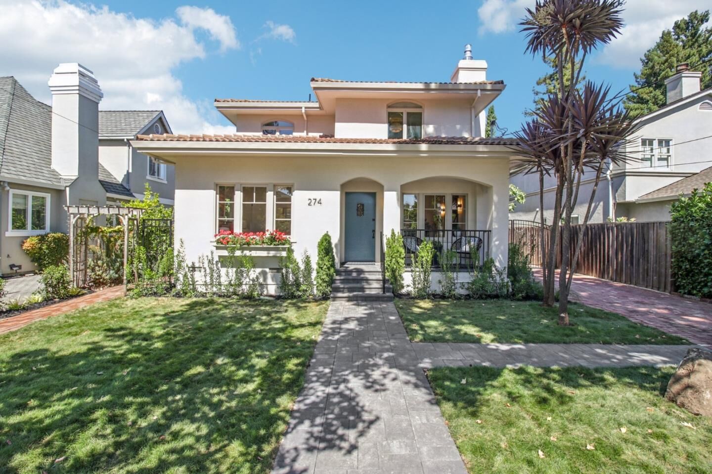 Property Photo:  274 Princeton Road  CA 94025 
