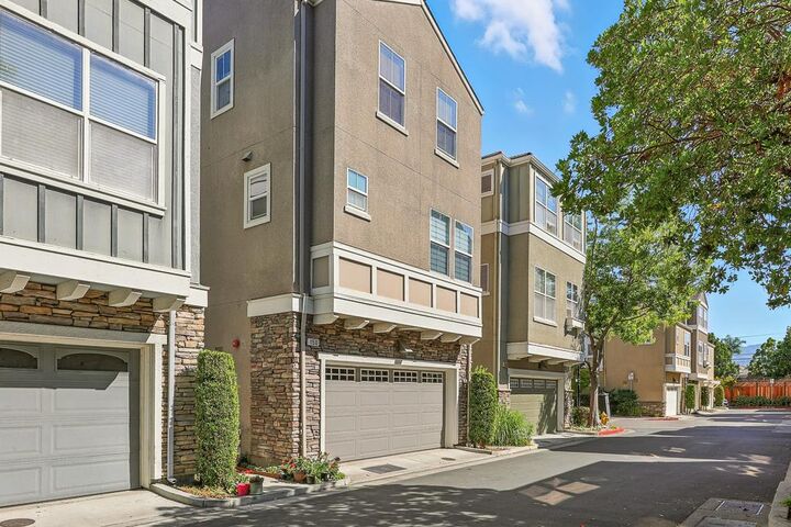 Property Photo: 11510 Bianchini Lane CA 95014