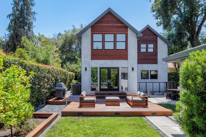 Property Photo: 1119 Hopkins Avenue CA 94301