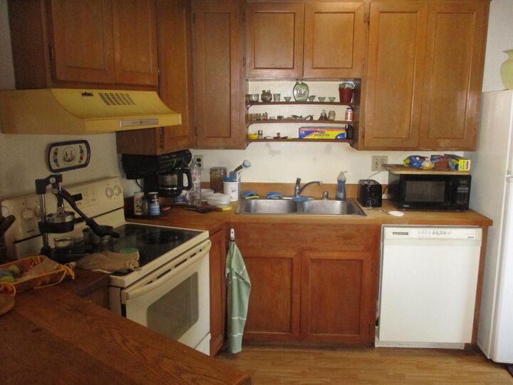 Property Photo: 827 Valencia Road CA 95003