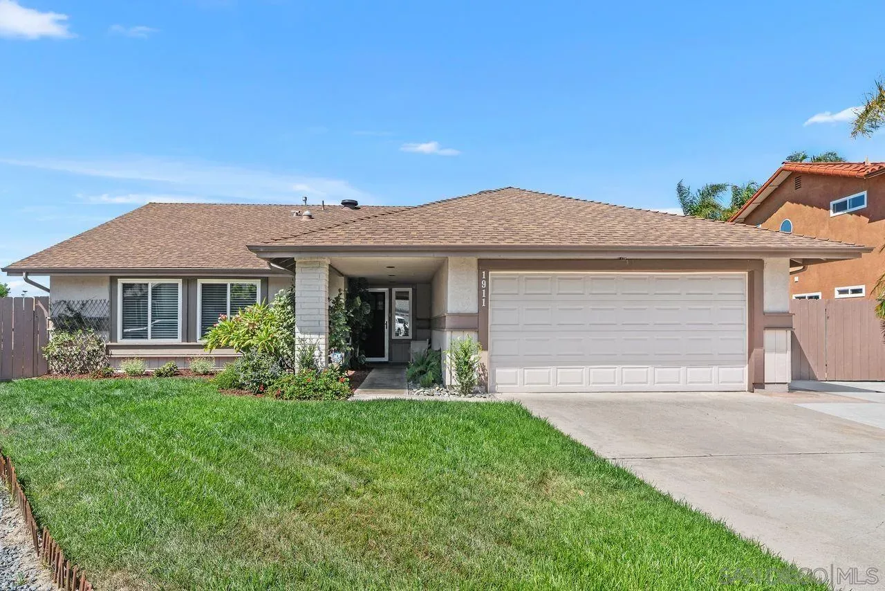 Property Photo: 1911 Cheyenne Cir CA 92056