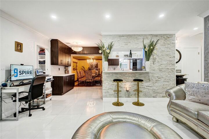 Property Photo: 9911 Haitian Dr FL 33189