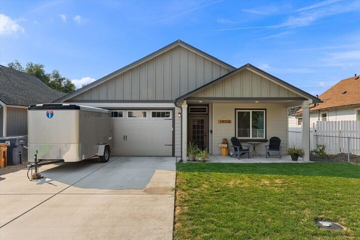 1922 E Cataldo Ave  Spokane WA 99202 photo