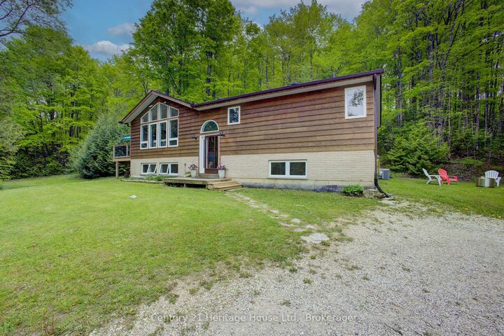 Photo de la propriété: 423080 Rocky Saugeen Road ON N0G 1R0