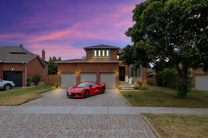Property Photo: 380 Summerchase Drive ON L6H 5T7