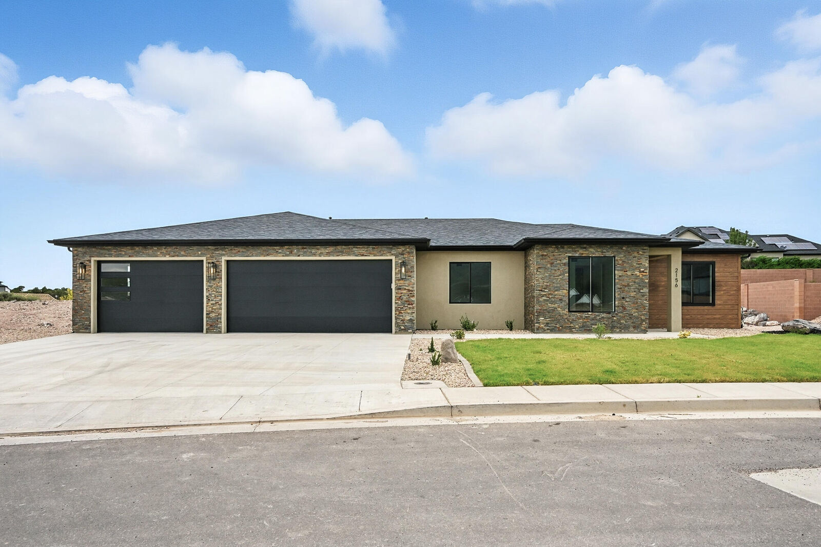 Property Photo: 2156 S Bluff Dr UT 84720
