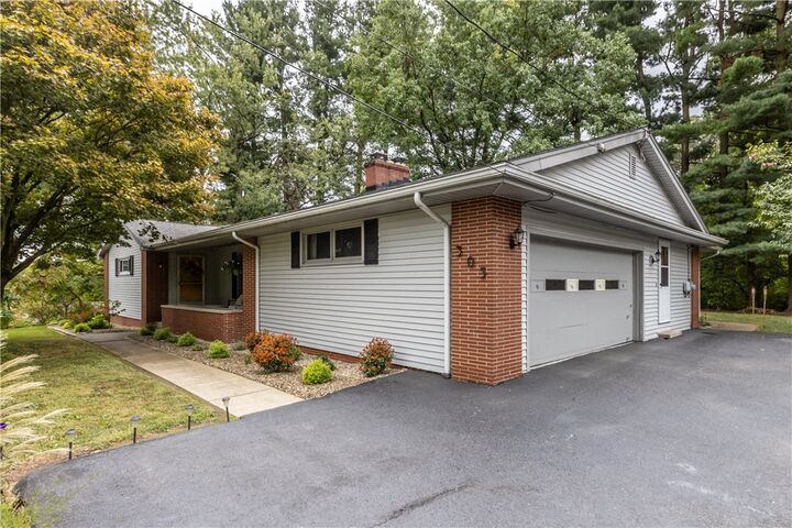 Property Photo:  305 Sheridan St  PA 16148 