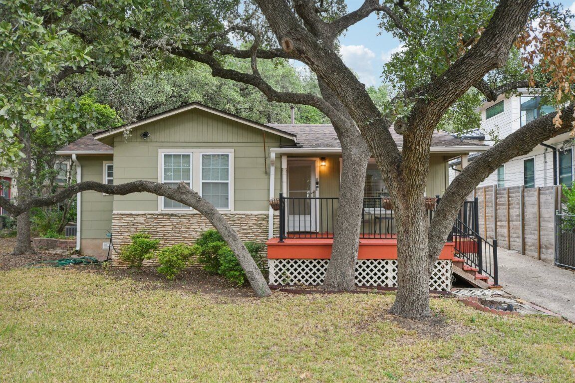 Property Photo: 3006 Kinney Avenue TX 78704
