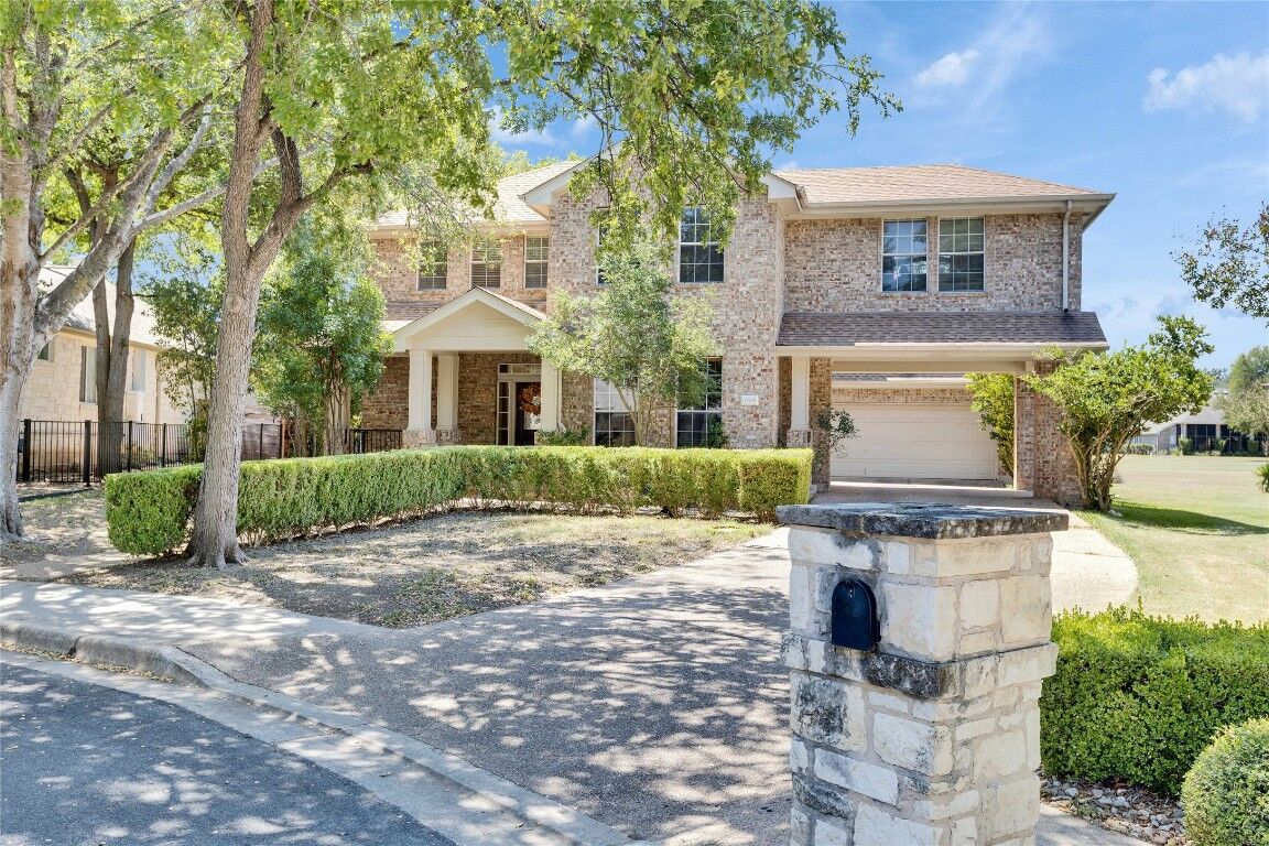 Property Photo:  10608 Portrush Court  TX 78747 