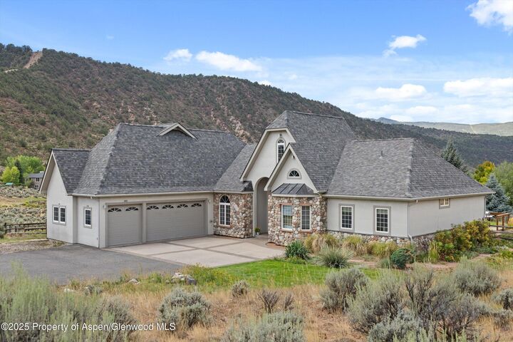 Property Photo:  156 Dolores Circle  CO 81601 