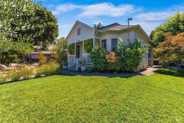 Property Photo:  532 Matheson Street  CA 95448