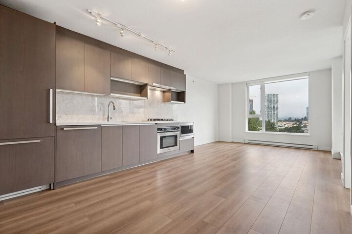 Property Photo: 13696 100 Avenue 1512 BC V3T 0L5