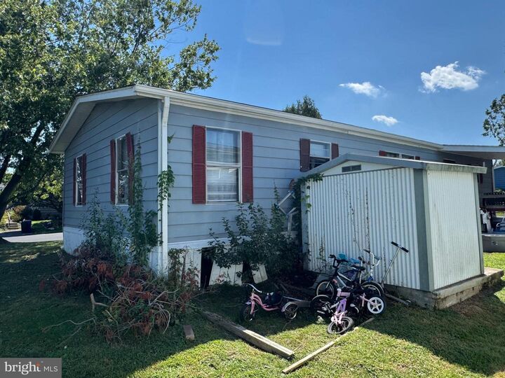 Property Photo:  152 Hillside Court  PA 19454 