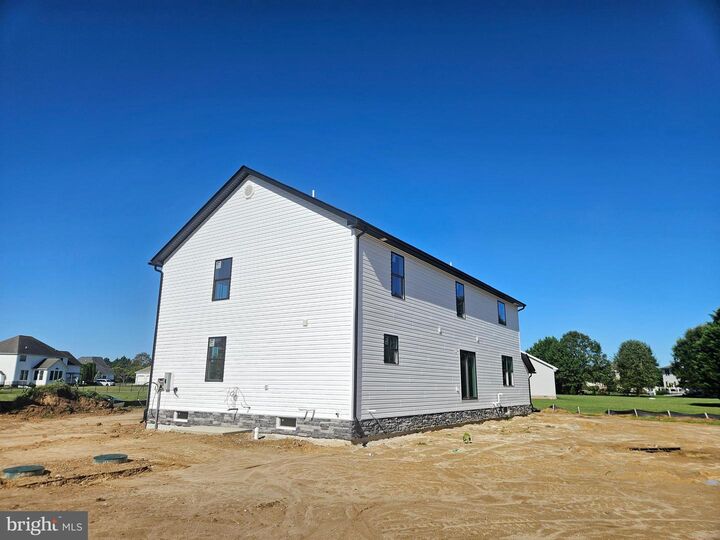 Property Photo: 42 Glenoak Court DE 19934