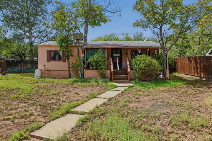 Property Photo:  430 S Valley View Road  AZ 85541 