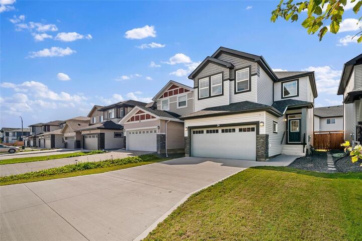 Photo de la propriété: 30 Orion Crescent MB R2V 5C8