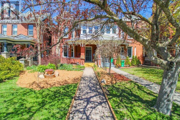 210 McDonnel Street  Peterborough (Town Ward 3) ON K9H 2V9 photo