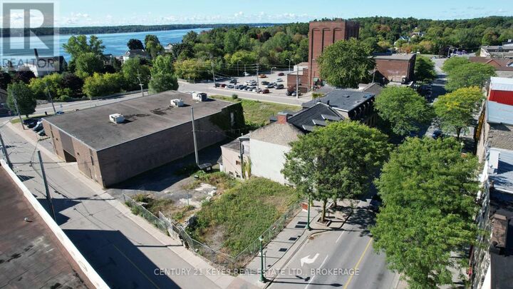 Photo de la propriété:  205 King Street West  ON K6V 3R7 