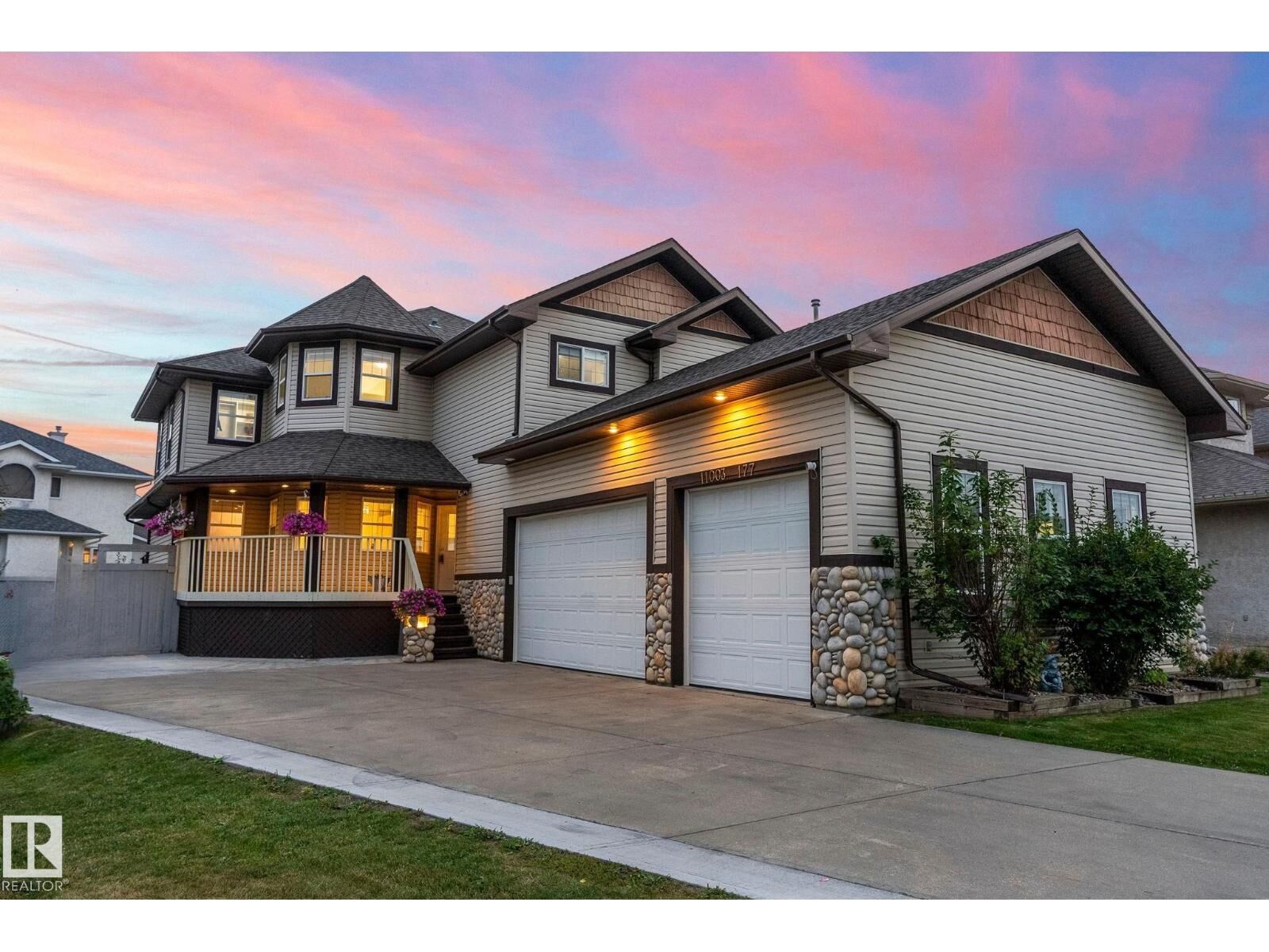 Property Photo: 11003 177 Av NW AB T5X 6H5