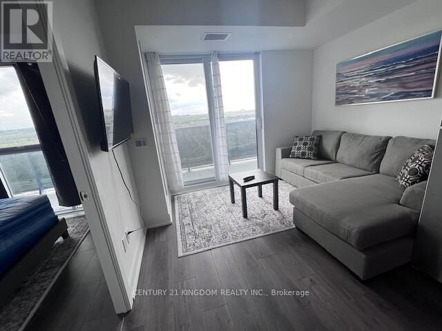 Property Photo: 2545 Simcoe Street North 1505 ON L1L 0W3