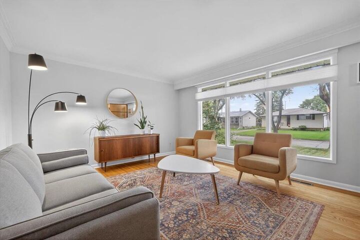 Property Photo:  248 Arby Bay  MB R2G 0P2 