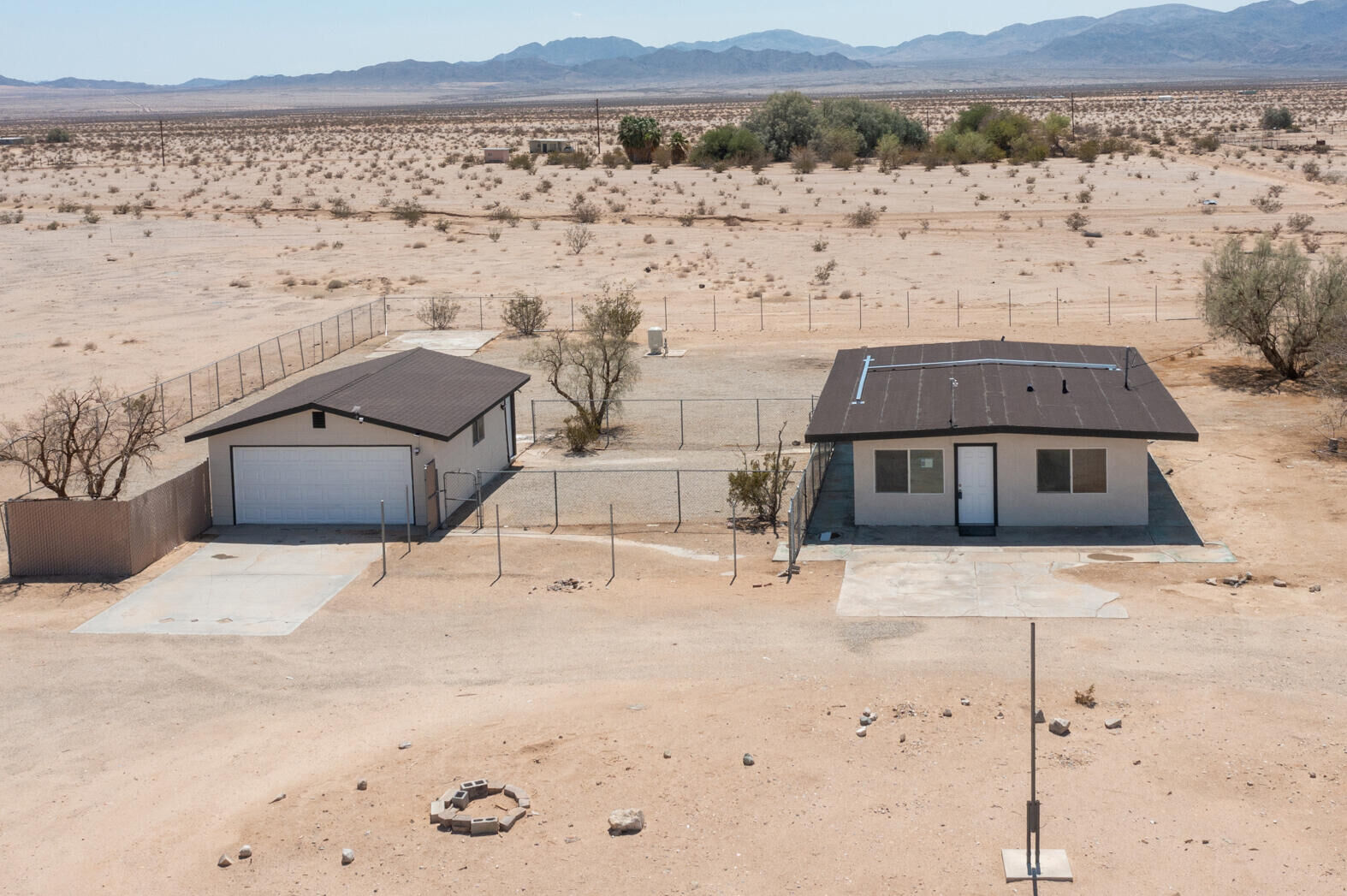 Property Photo: 84417 Amboy Road CA 92277