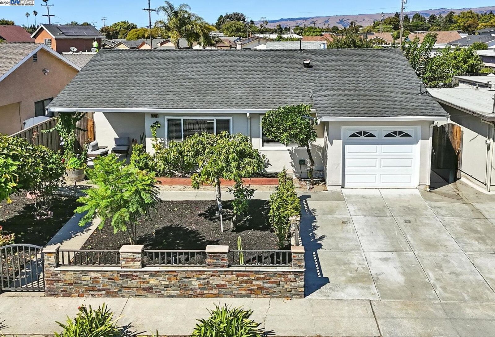 Property Photo:  36706 Hafner St  CA 94560 