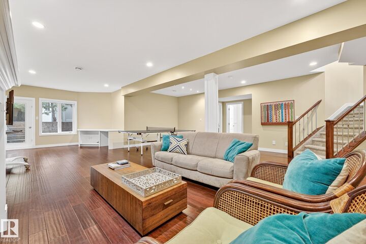 Property Photo:  940 Haliburton Road NW  AB T6R 2Z6 