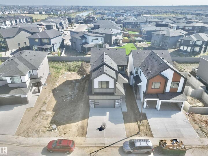 Property Photo: 7027 Kiviaq Crescent SW AB T6W 5R2