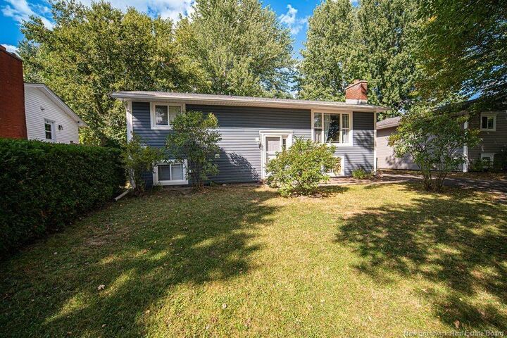 Photo de la propriété: 153 Hildebrand Crescent NB E3A 4W8