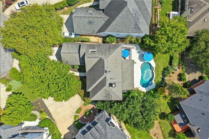 Property Photo: 4513 Chattahoochee Way GA 30067