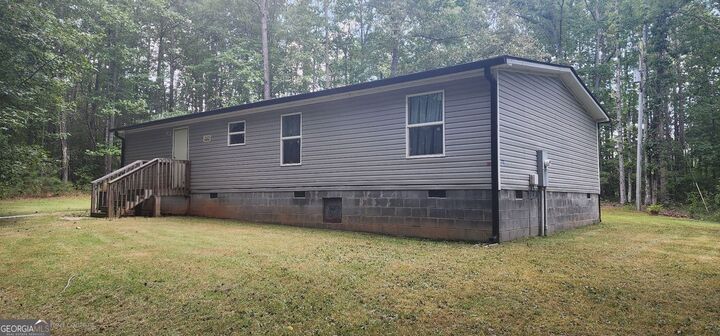 Property Photo:  642 Elm Road  GA 30217 