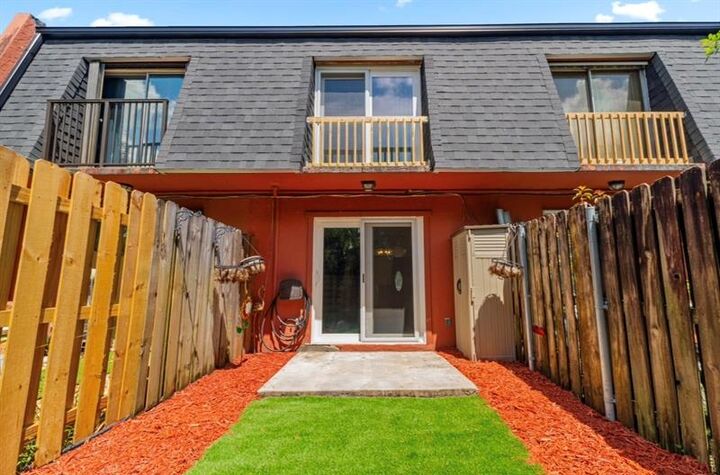 Property Photo:  6131 SW 42nd Ct  FL 33314 