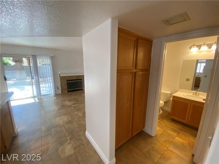 Property Photo: 9633 Rancho Palmas Drive NV 89117