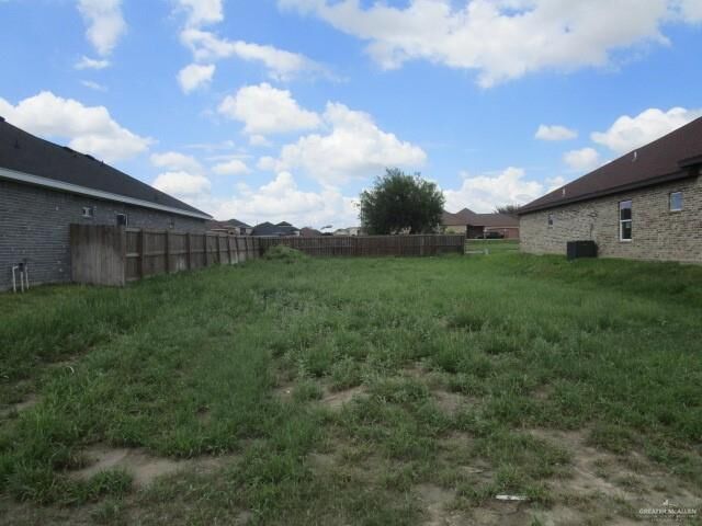 Property Photo:  512 N Kika De La Garza Boulevard  TX 78560 