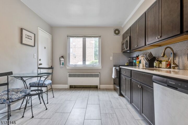Property Photo:  4 Troy Dr  NJ 07081 