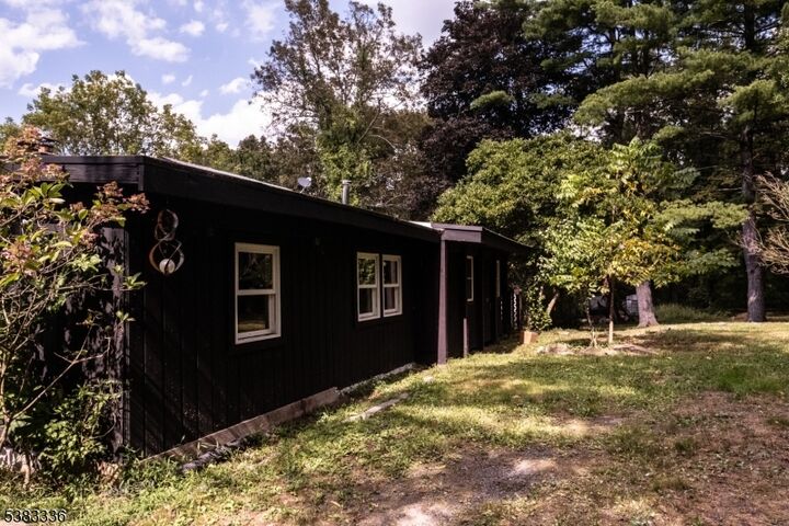 Property Photo:  26 Hess Rd  NJ 07825 